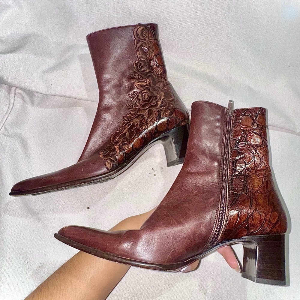 Sesto Meucci Brown Embossed Leather Heeled Boots